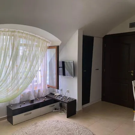 Apartment сирена