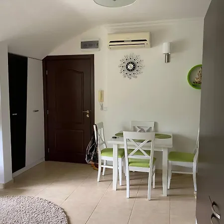 Apartment сирена