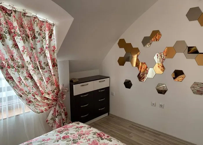 сирена Apartamento *